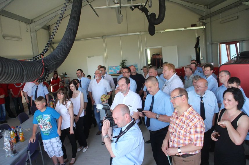 Die Kameraden der Sundh&auml;user Feuerwehr k&ouml;nnen sich nach langem warten endlich &uuml;ber ihr neues Ger&auml;tehaus freuen