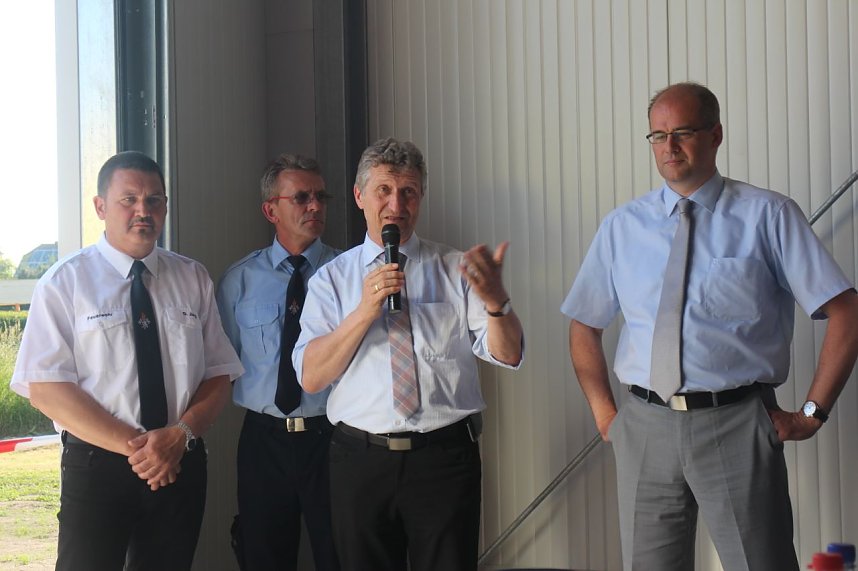 Die Kameraden der Sundh&auml;user Feuerwehr k&ouml;nnen sich nach langem warten endlich &uuml;ber ihr neues Ger&auml;tehaus freuen