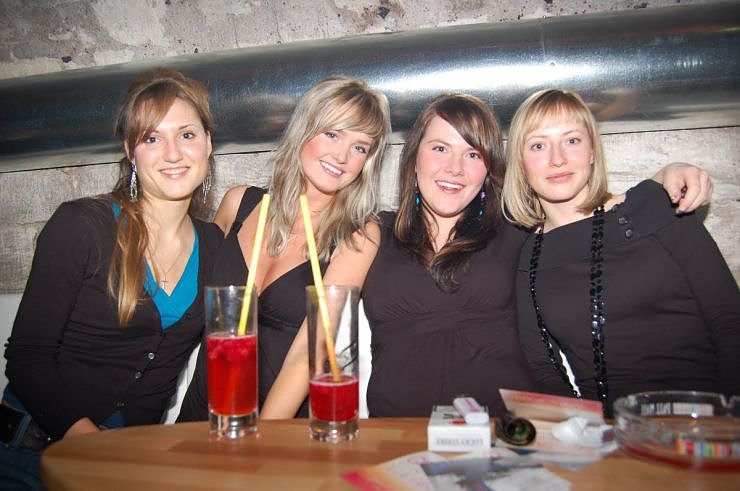 House Sensation im Grease.NNZ-City Scout on Tour