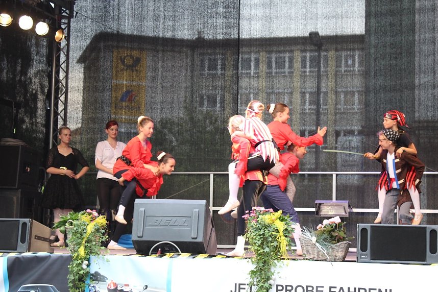 Die Eleven des Tanzstudio Radeva auf dem 47. Rolandsfest