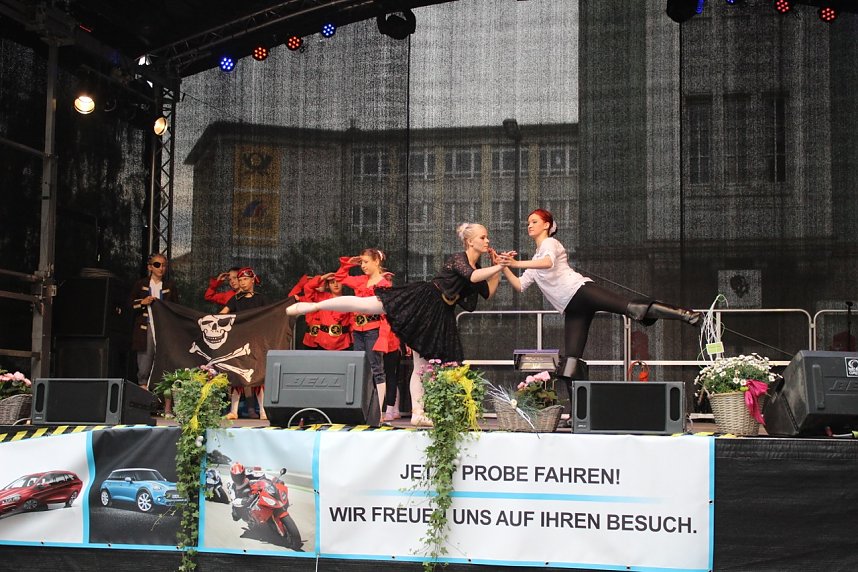 Die Eleven des Tanzstudio Radeva auf dem 47. Rolandsfest