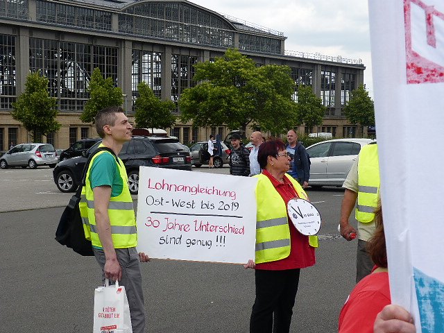 Unterst&uuml;tzung f&uuml;r Gewerkschaftsforderungen in Leipzig