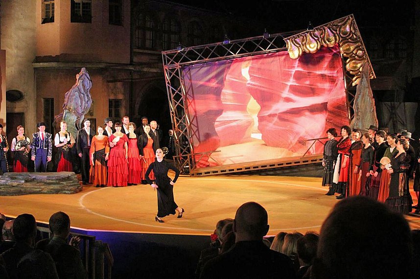 Glanzvolle Premiere in Sondershausen