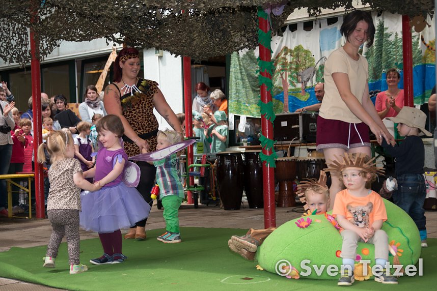 "Kleine Strolche" im Dschungelfieber