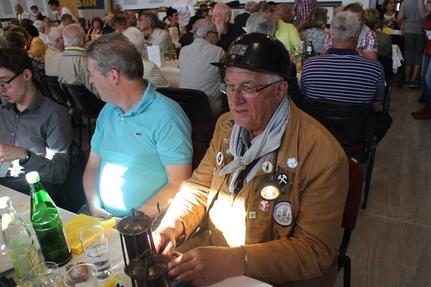 Zum Bergmannsfestes wurde in Sollstedt auch die neue Festhalle er&ouml;ffnet