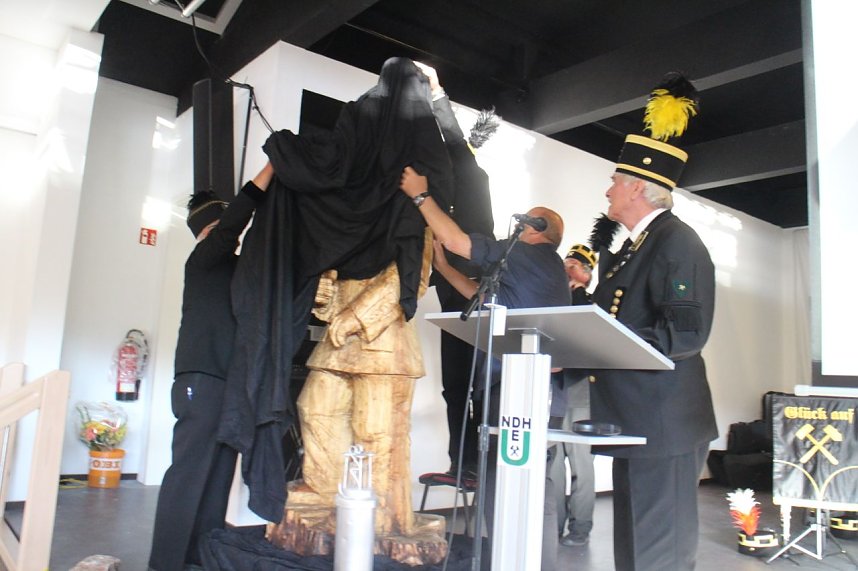 Zum Bergmannsfestes wurde in Sollstedt auch die neue Festhalle er&ouml;ffnet