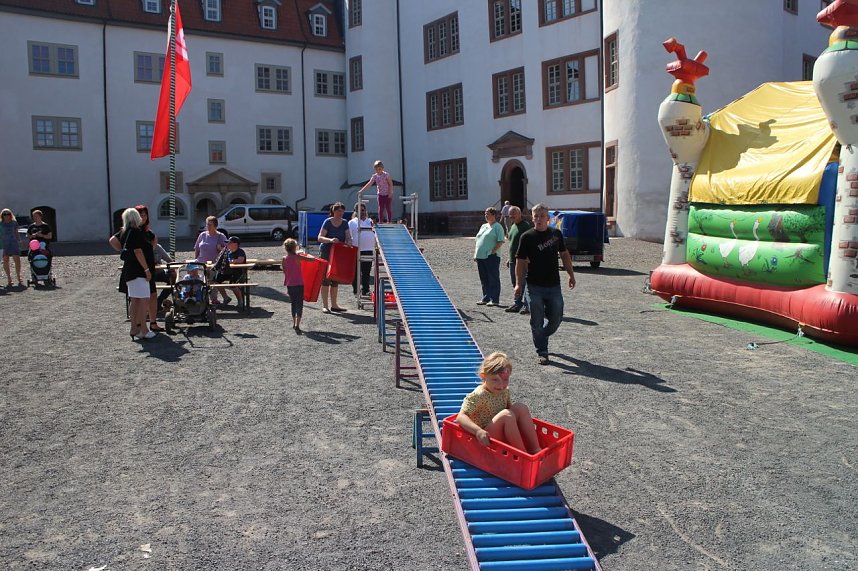 Familienfest auf dem Heringer Schlossplatz