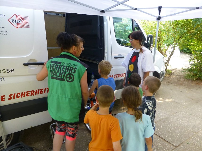 Kinder im Stra&szlig;enverkehr