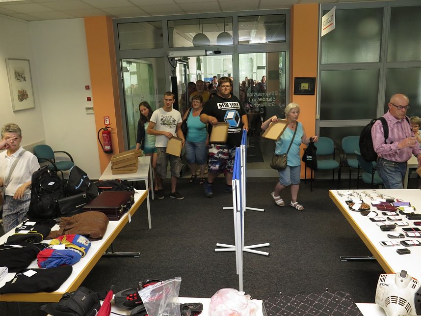 Fundsacher werden versteigert, leider nur Fahrr&auml;der