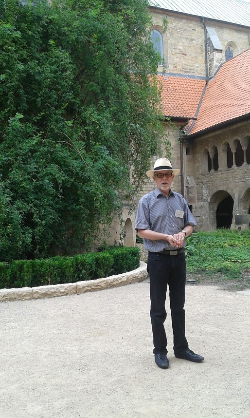 Der Tausendj&auml;hrige Rosenstock