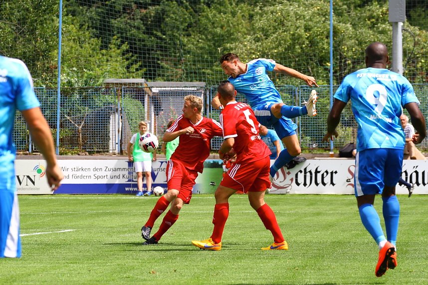 Wacker gewinnt 2:0 gegen Neustrelitz