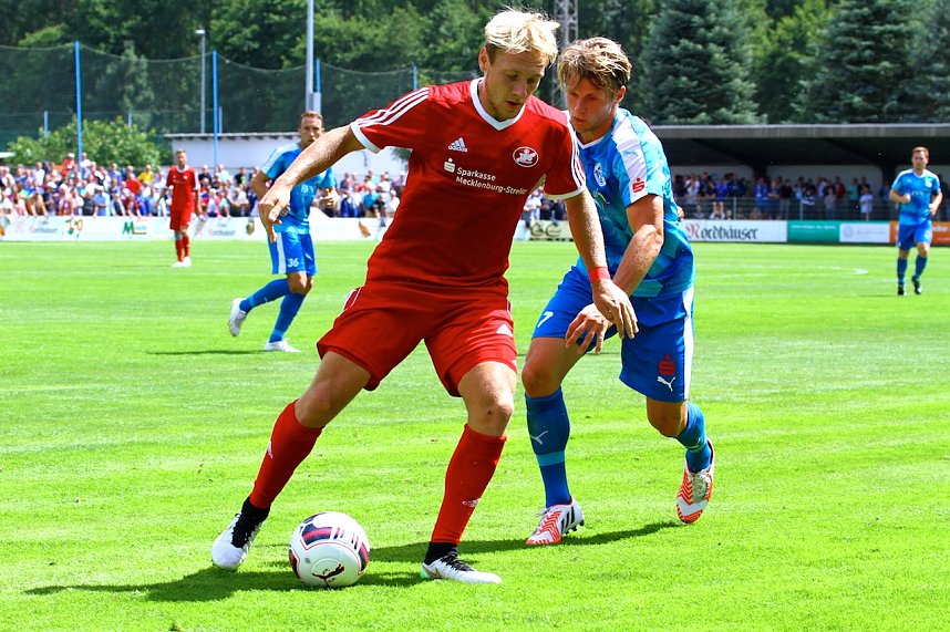 Wacker gewinnt 2:0 gegen Neustrelitz