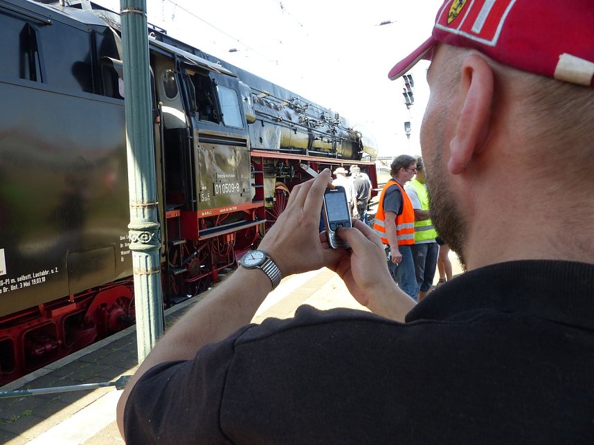 Lok-Spektakel im Bahnhof Nordhausen - zweimal eine "01"