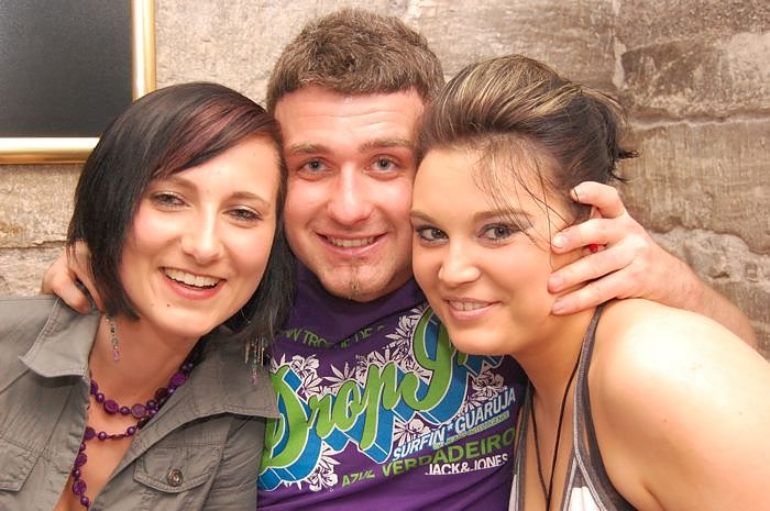 Raw Elements And Deep Grooves im Grease