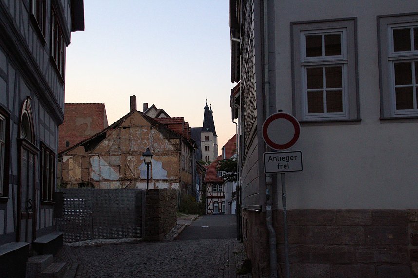 Stadt- und Sonnenansichten