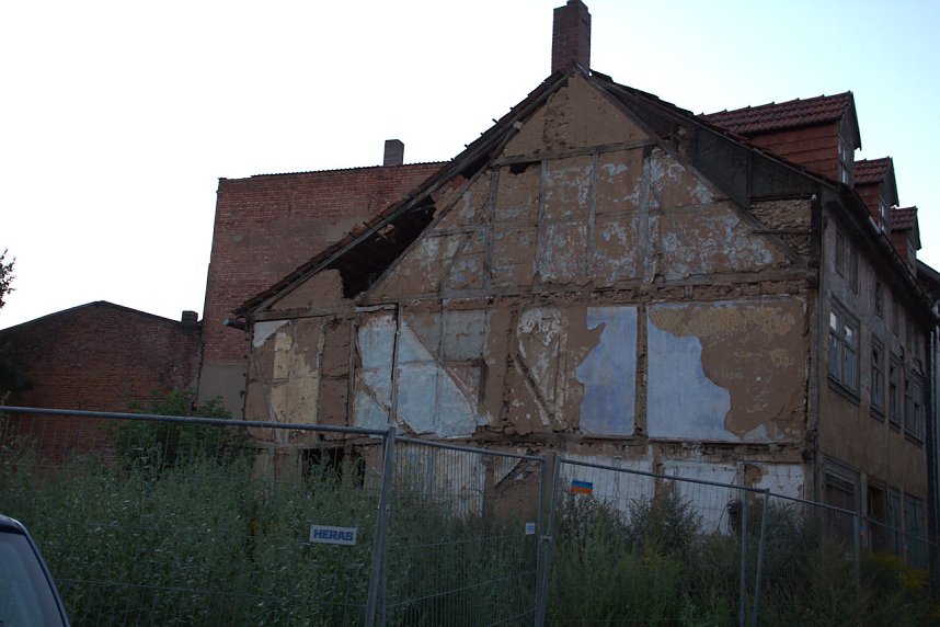 Stadt- und Sonnenansichten