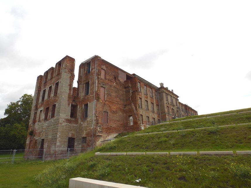 Peter Blei unterwegs: Stadt und Schloss Zerbst