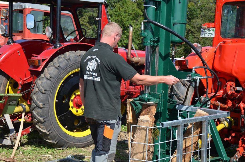 9. Schleppertreffen in Hermannsacker