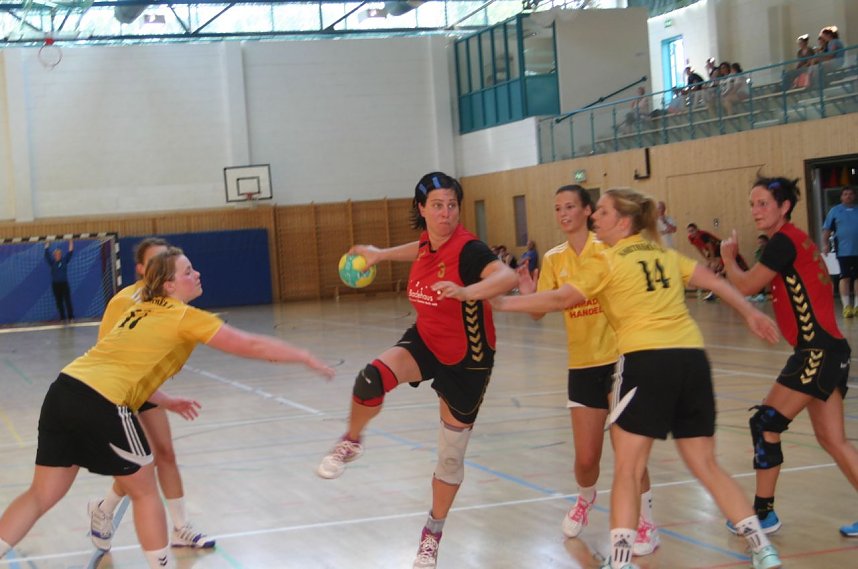 Die NSV Damen holten in Sangerhausen den Turniersieg