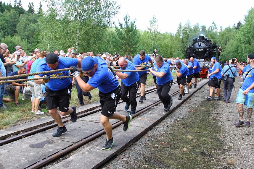 Dampflokziehen in Silberh&uuml;tte