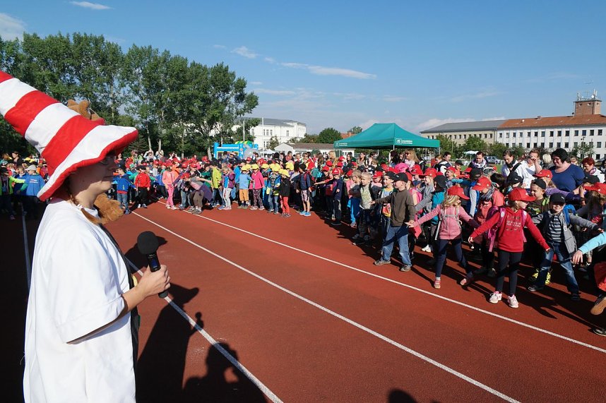 Schulanfangsaktion 2015 auf dem Hohekreuzsportplatz in Nordhausen