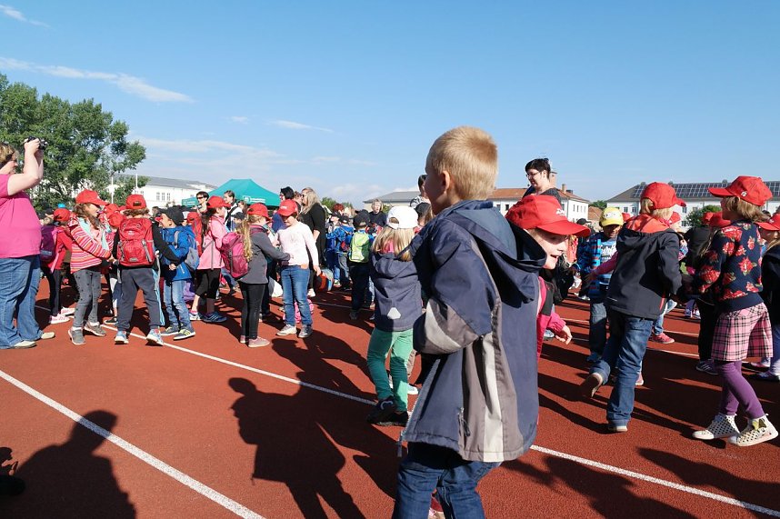 Schulanfangsaktion 2015 auf dem Hohekreuzsportplatz in Nordhausen