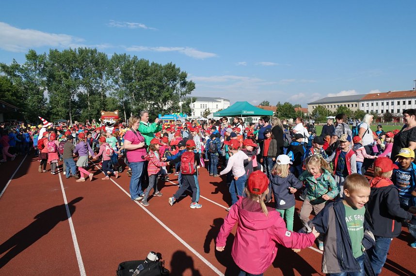 Schulanfangsaktion 2015 auf dem Hohekreuzsportplatz in Nordhausen