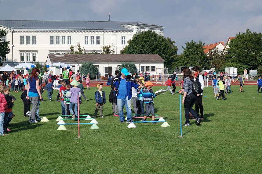 Schulanfangsaktion 2015 auf dem Hohekreuzsportplatz in Nordhausen