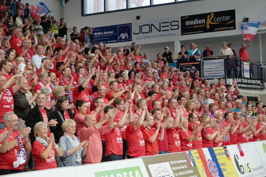 THC gewinnt den Supercup