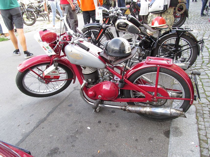 48. Bergfahrt von Prag nach Jiloviste