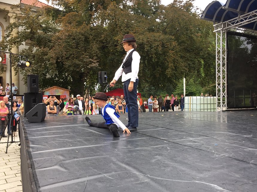 Zeitreise mit dem Tanzstudio Radeva