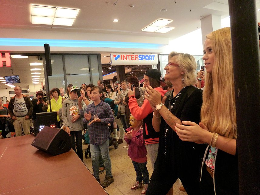 Mehrzad Marashi in der Nordh&auml;user Marktpassage