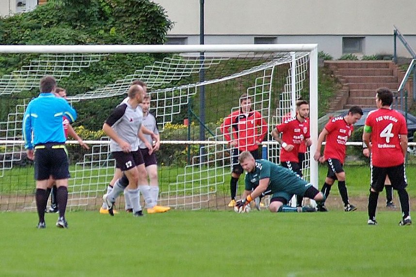 Salza gewinnt in Artern mit 2:1