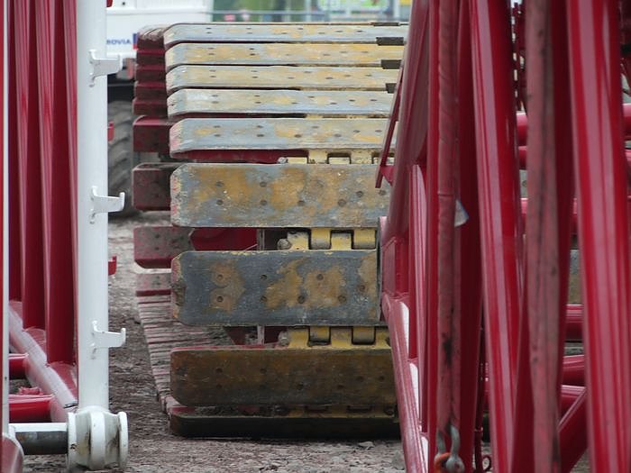 Koloss wird montiert