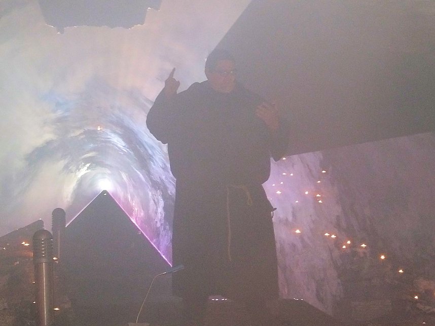 Barbarossa wird munter