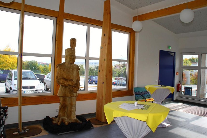 Tag der offenen T&uuml;r in neuer Festhalle in Sollstedt