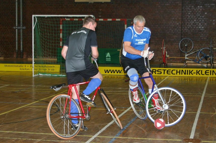 Altstadt-Br&uuml;derpaar macht viel Boden gut