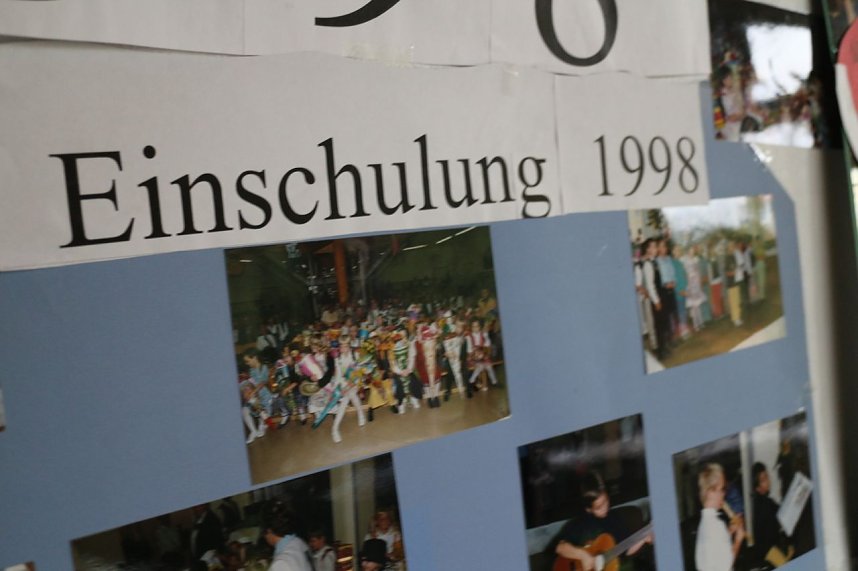 An der Grundschule Niedersachswerfen wurden heute Bienenfreunde ausgezeichnet