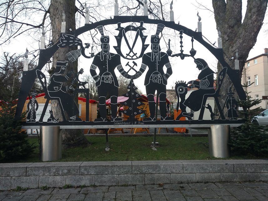 Theaterplatz vs Blasiikirchlatz