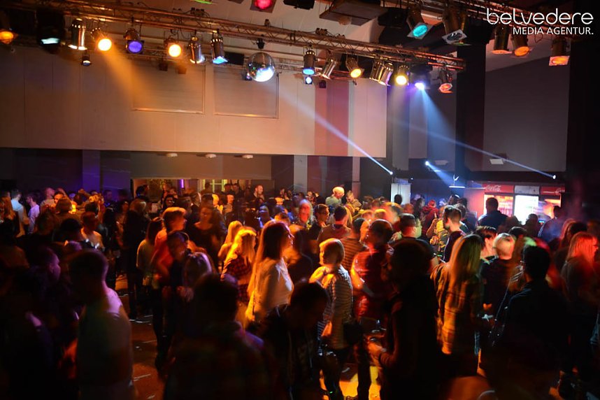 Party im Jugendclubhaus in Nordhausen - der Samstag