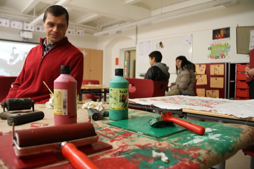 Vom Advenstkranz bis zum selbstgebackenen Pl&auml;tzchen konnte man auf dem Weihnachtsbasar der Nordh&auml;user Petersbergschule viel entdecken und naschen