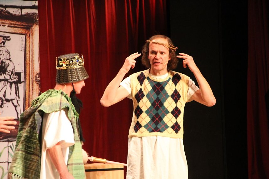 Das Krippenspiel mit Olaf Schubert sorgte im Theater Nordhausen wieder f&uuml;r ein volles Haus