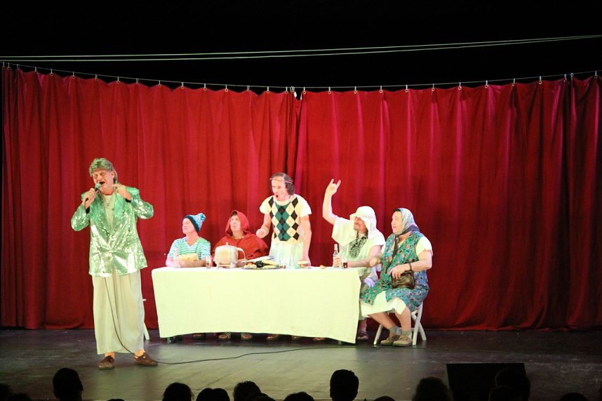 Das Krippenspiel mit Olaf Schubert sorgte im Theater Nordhausen wieder f&uuml;r ein volles Haus