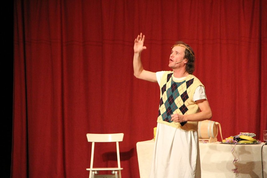 Das Krippenspiel mit Olaf Schubert sorgte im Theater Nordhausen wieder f&uuml;r ein volles Haus