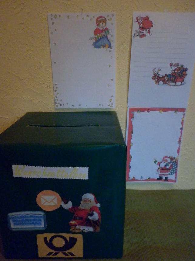 Wunschzettelkasten in der Bastelstube auf dem Niedersachswerfener Weihnachtsmarkt