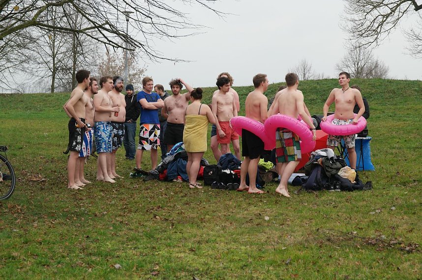 Eisbaden der Hochschule 2015