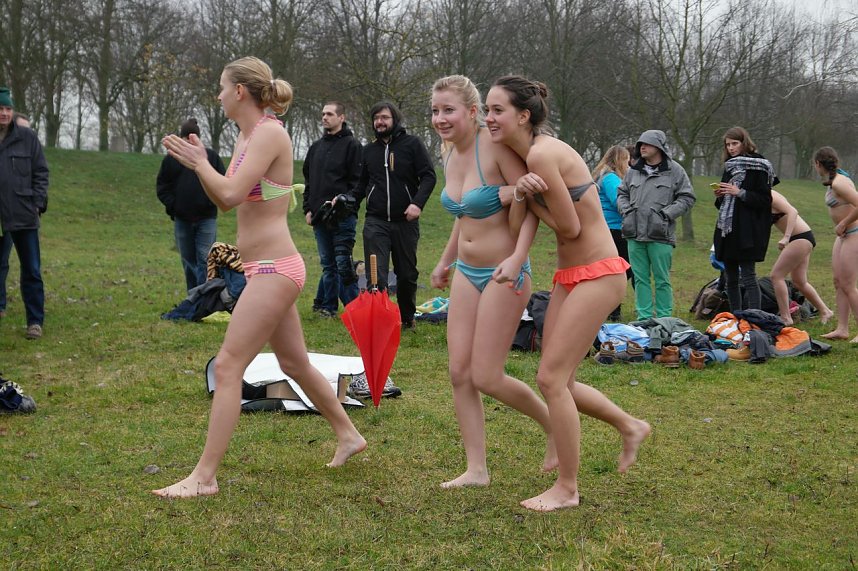 Eisbaden der Hochschule 2015