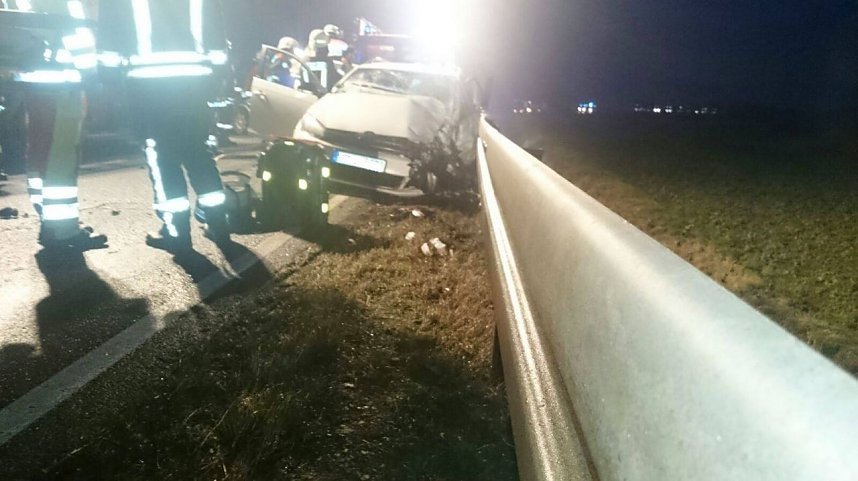 Schwerer Unfall auf der B 243