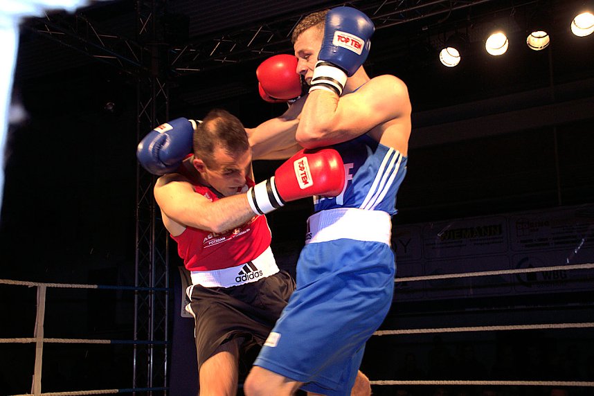 Sieg gegen Babelsberg und Tabellenf&uuml;hrung