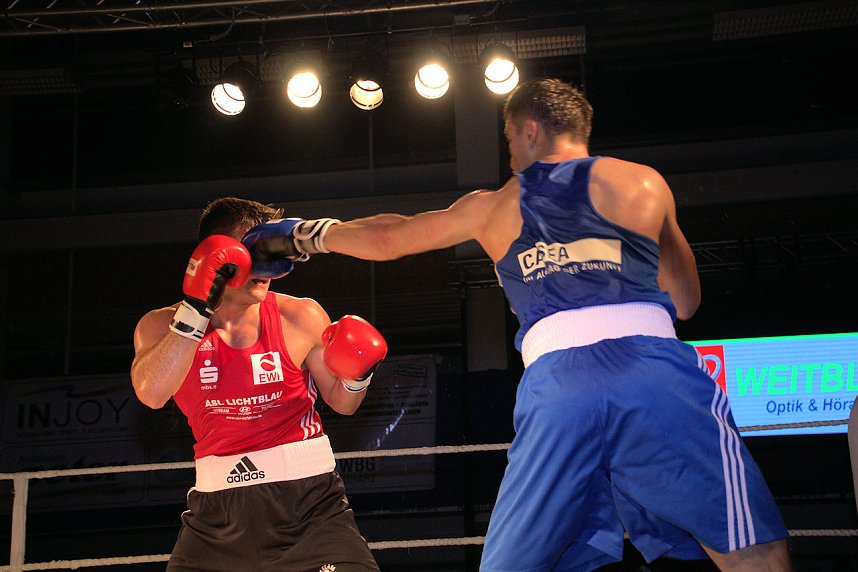 Sieg gegen Babelsberg und Tabellenf&uuml;hrung